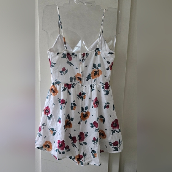 Trixxl Floral Spaghetti Strap Romper - Picture 3 of 6
